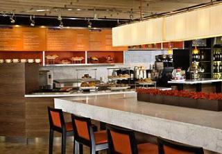 Hotel Courtyard By Marriott Atlanta Airport South/sullivan Road 3*