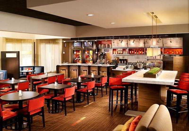 Hotel Courtyard By Marriott Atlanta Airport South/sullivan Road