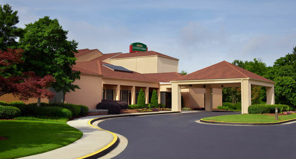 Courtyard By Marriott Atlanta Airport South/sullivan Road Hotel
